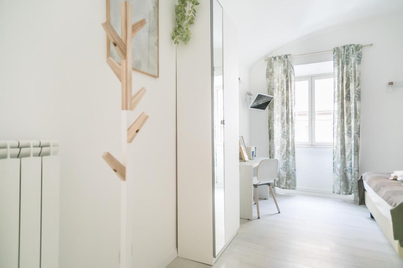 White Candia Guesthouse Rome Bagian luar foto