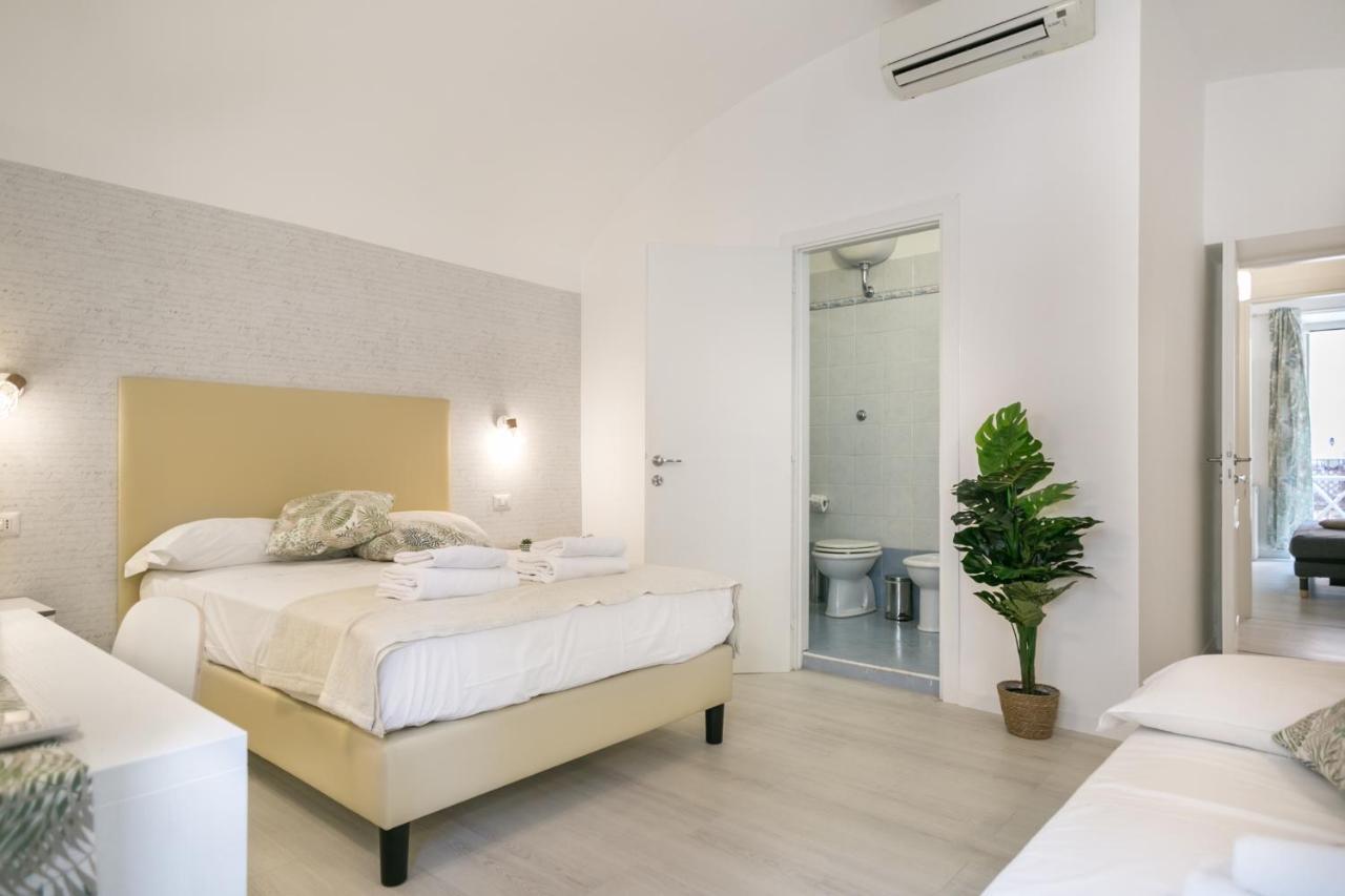 White Candia Guesthouse Rome Bagian luar foto