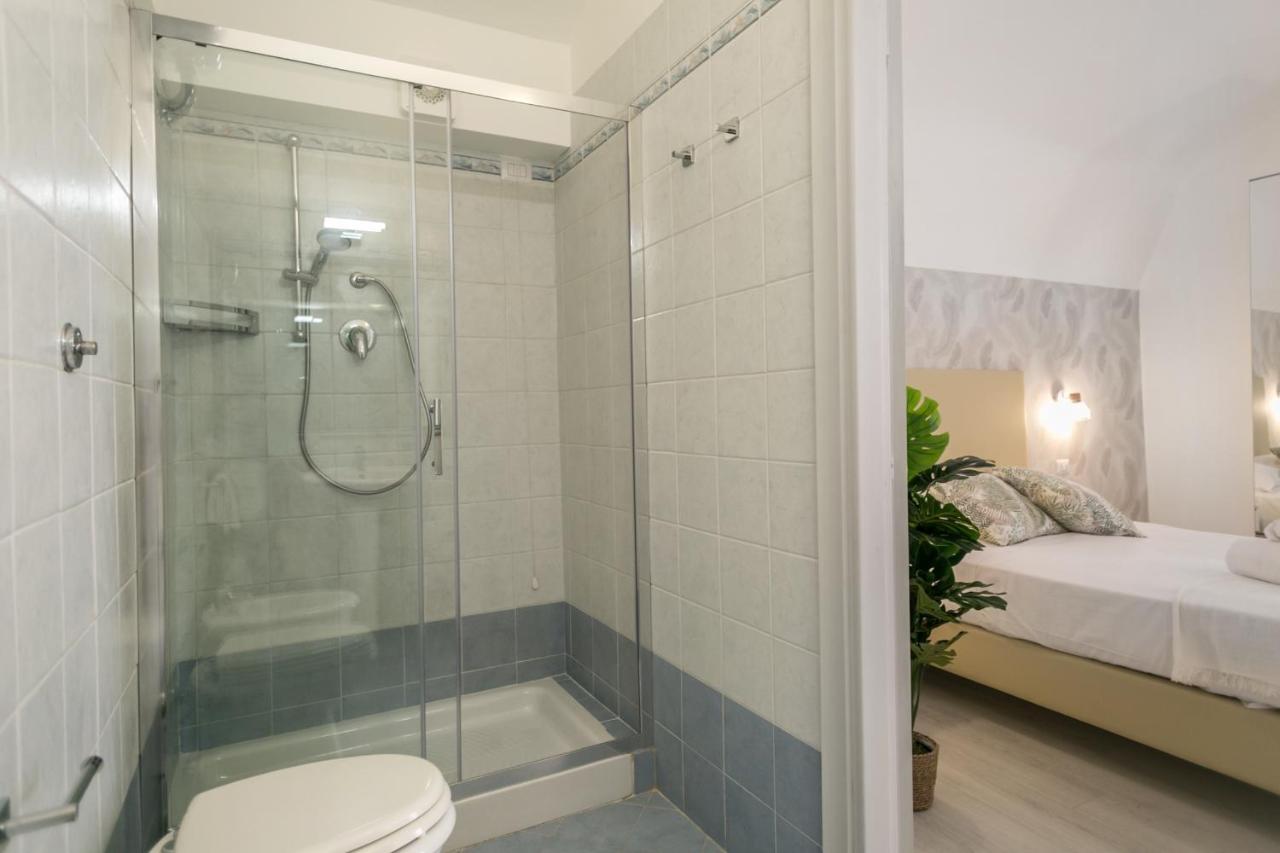 White Candia Guesthouse Rome Bagian luar foto